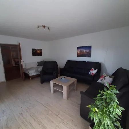 شقة Ferienwohnung Hassler Am Golfplatz باد بيلنغن